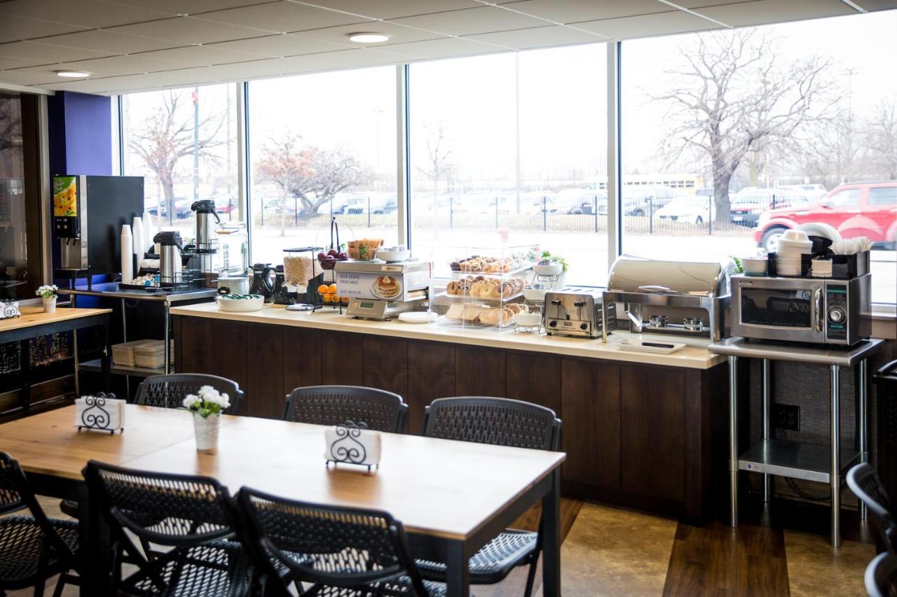 Carlton Inn Midway Chicago Eksteriør bilde
